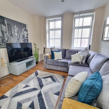 2 Bedroom - City Centre Location - Perfect For Family'S Брадфорд Экстерьер фото